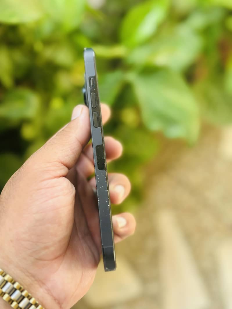 Apple iPhone 14 Pro Max 2