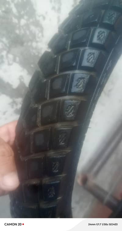 8 pali tayer CD 70