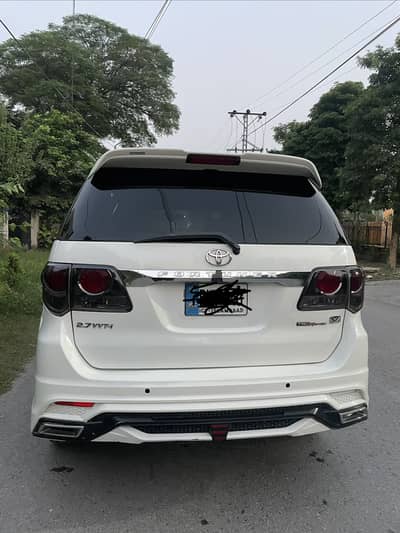 Toyota Fortuner 2016