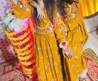 yellow embroided froCk