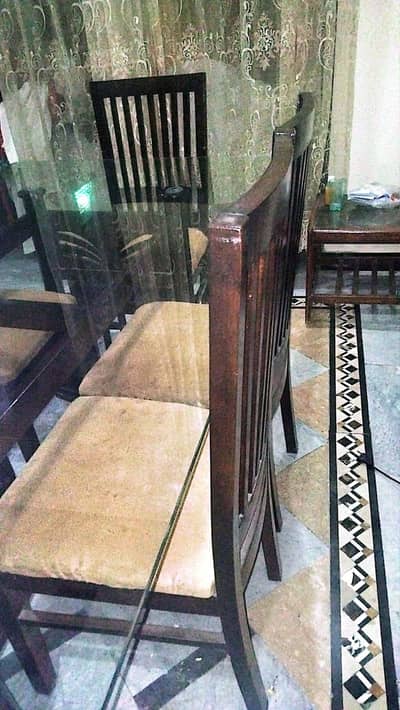 like New dining table with 6chiar