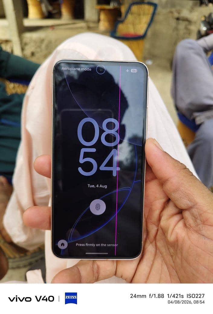 Google Pixel 8 5
