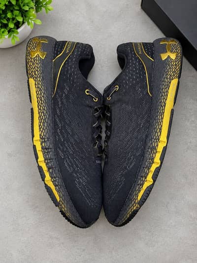 Under armour UA HOVR machina