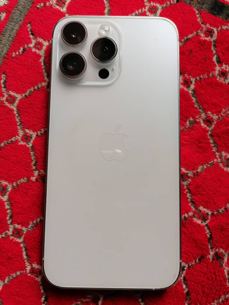 Apple iPhone 14 Pro Max 2