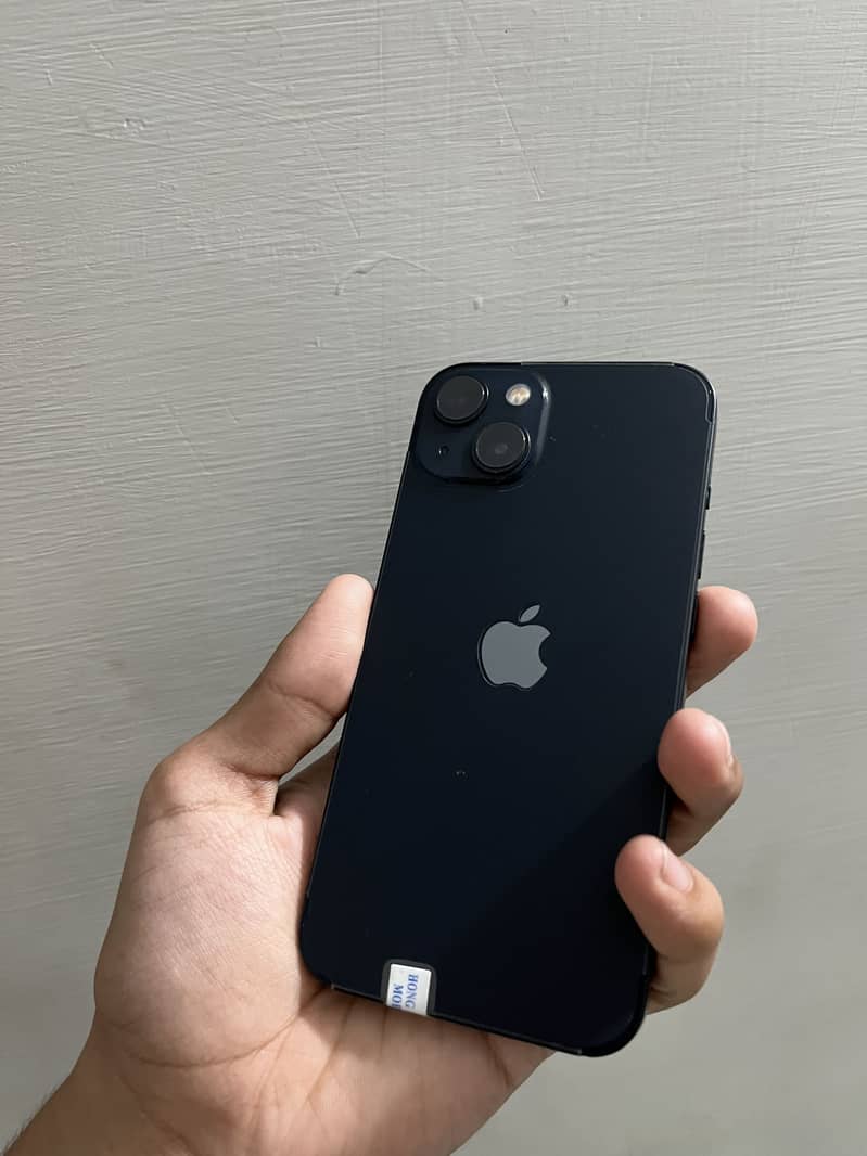 Apple iPhone 13 2