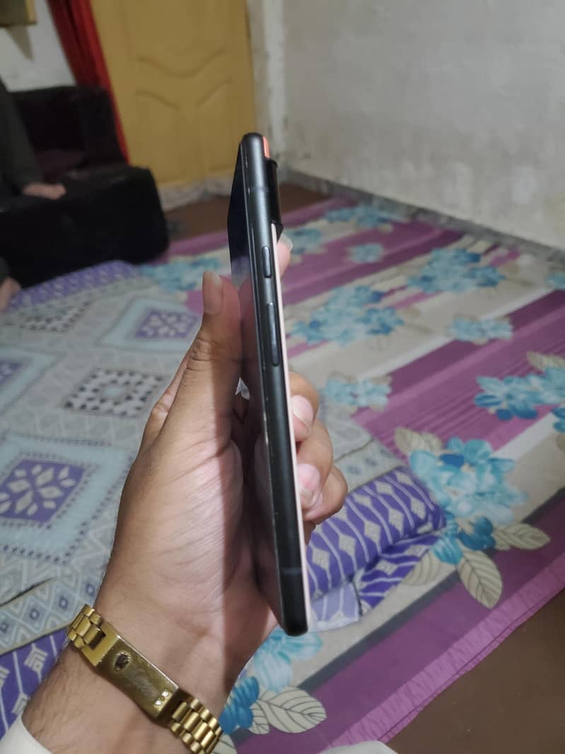 Google Pixel 6 3