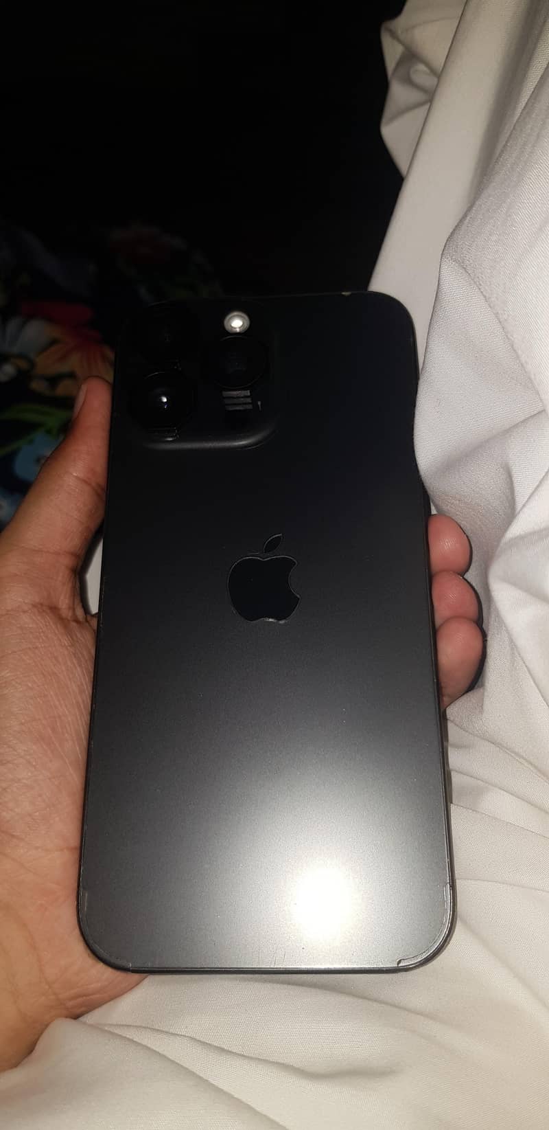 Apple iPhone 16 Pro Max 0