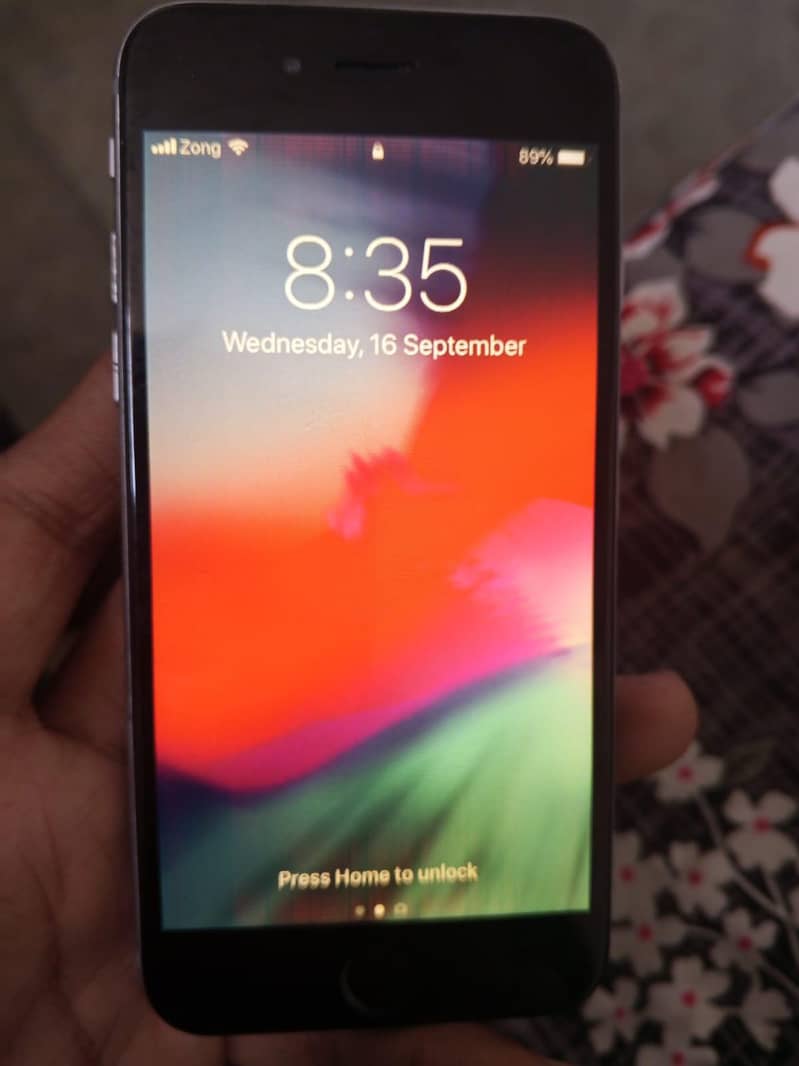 Apple iPhone 6 0