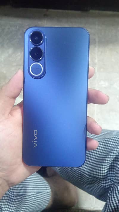 Vivo V70 FE 5G