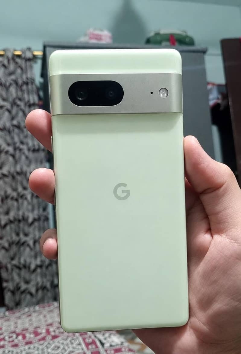 Google Pixel 7 3