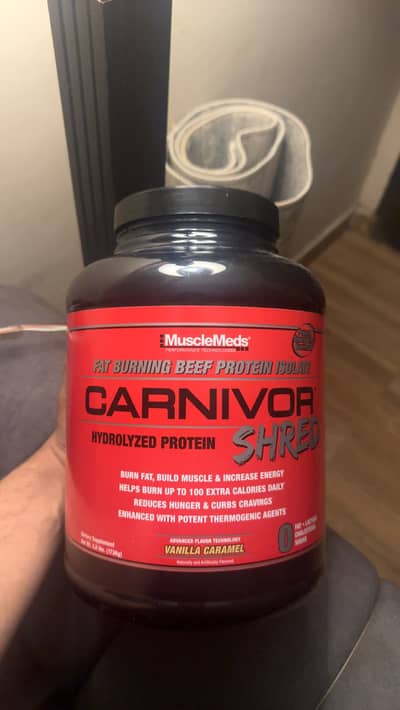 100% original supplements Musclemeds Carnivor Shred & NutraBio Creatin