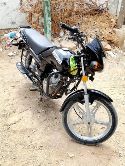 Suzuki gd 110 2015 model- karachi number genuine buy and ride