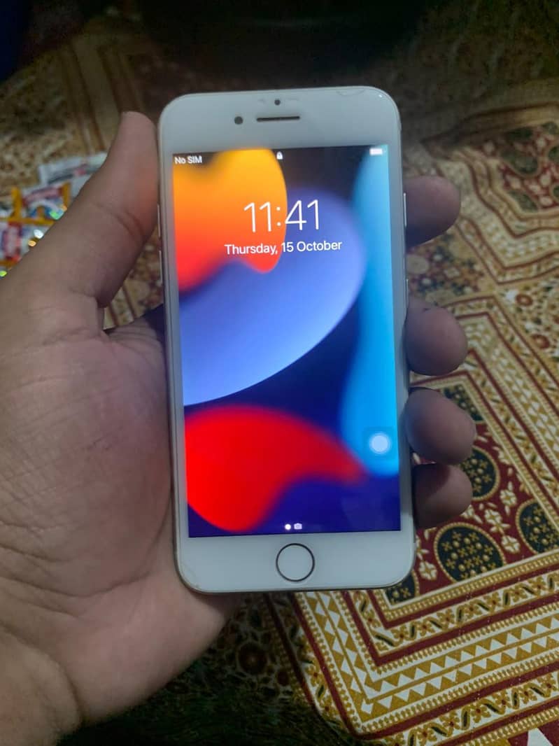 Apple iPhone 7 2