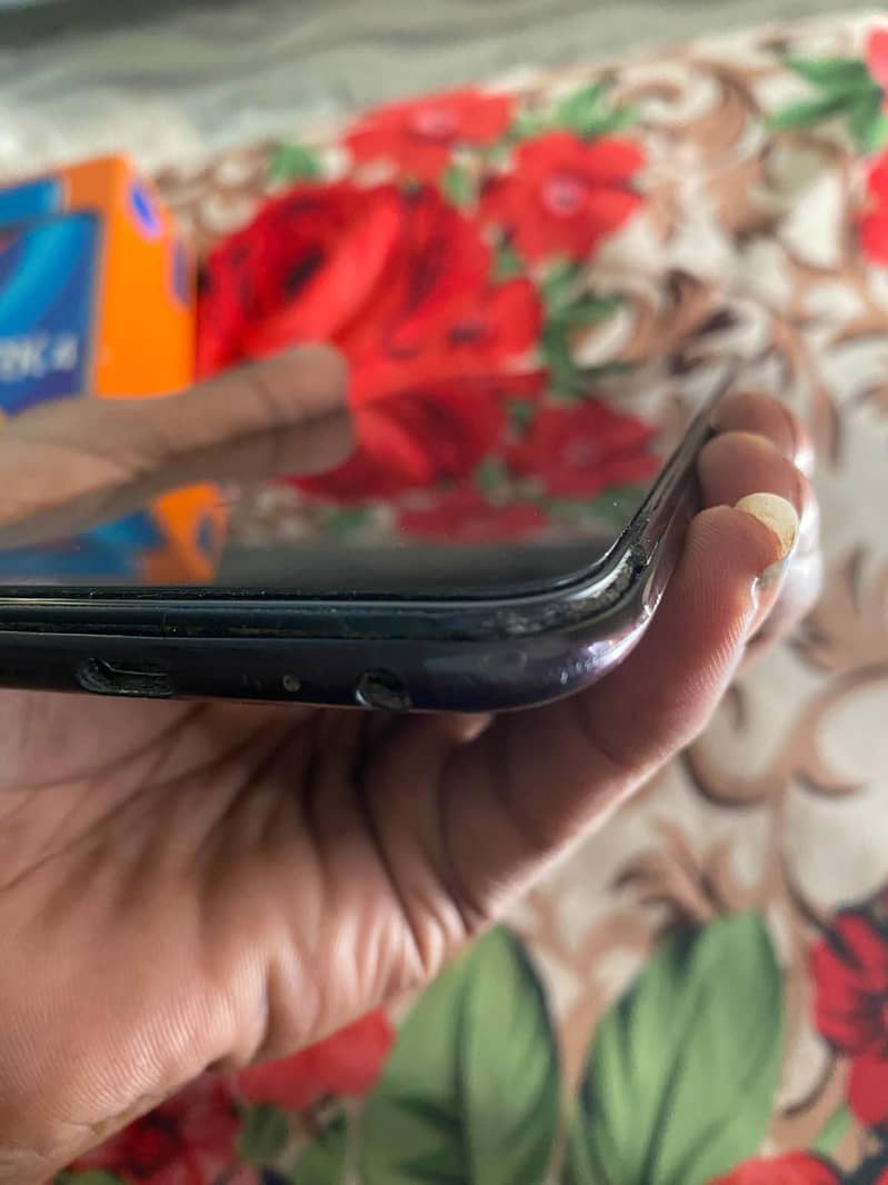 Tecno Spark 4 3