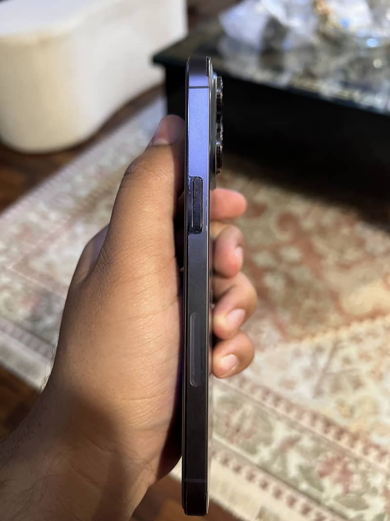 Apple iPhone 14 Pro Max 2