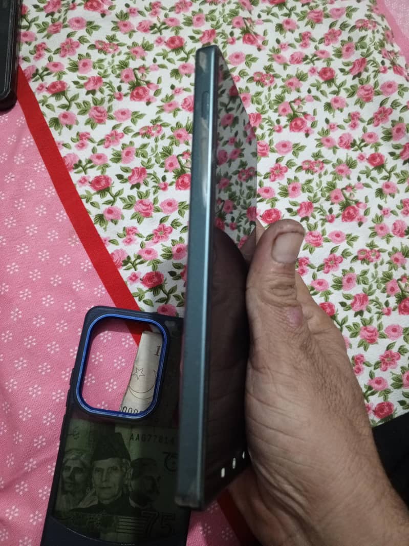 Xiaomi Redmi Note 13 Pro 1