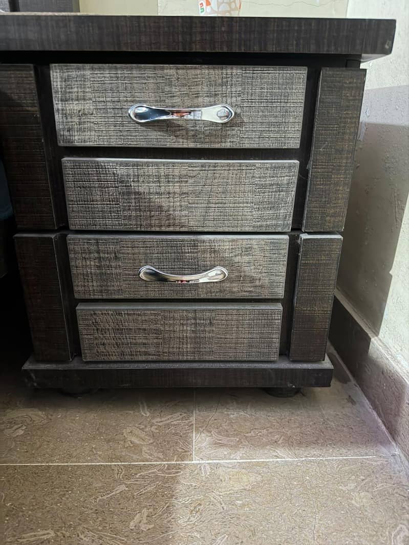 bedroom set 4