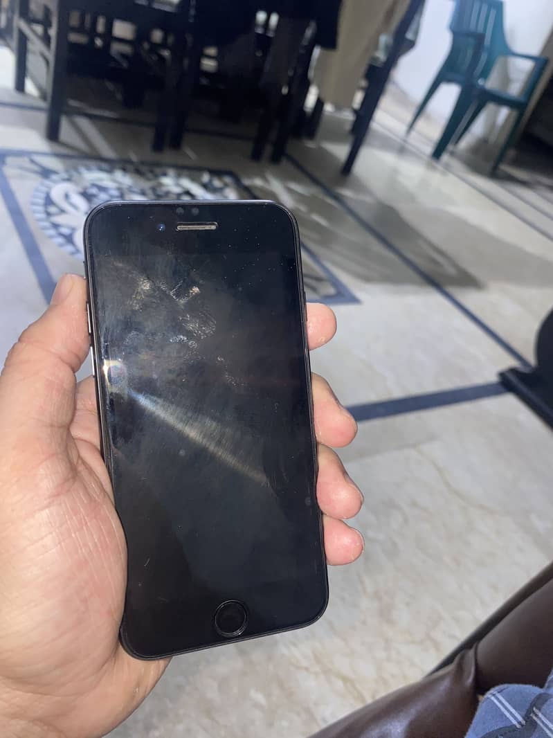 Apple iPhone SE 1