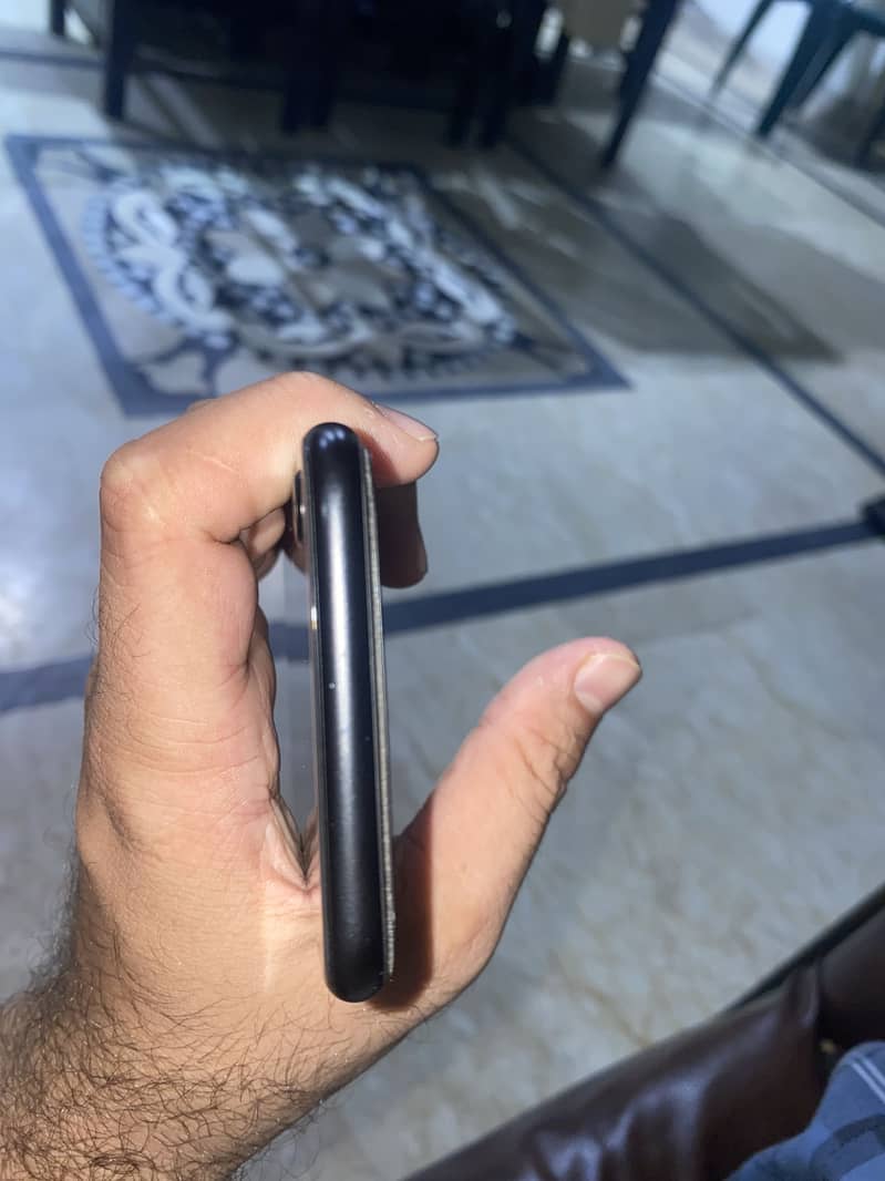 Apple iPhone SE 4