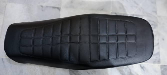 HONDA 125 SEAT FOR SALE