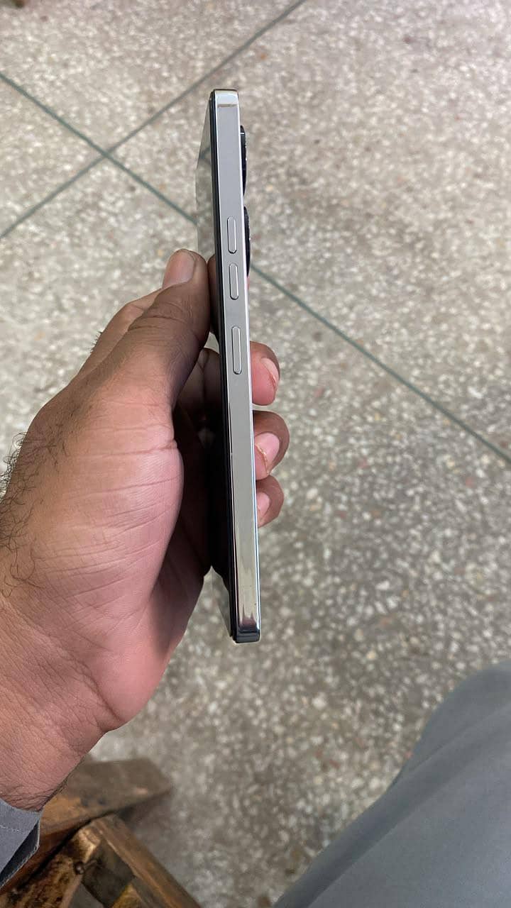 Tecno CAMON 20 1