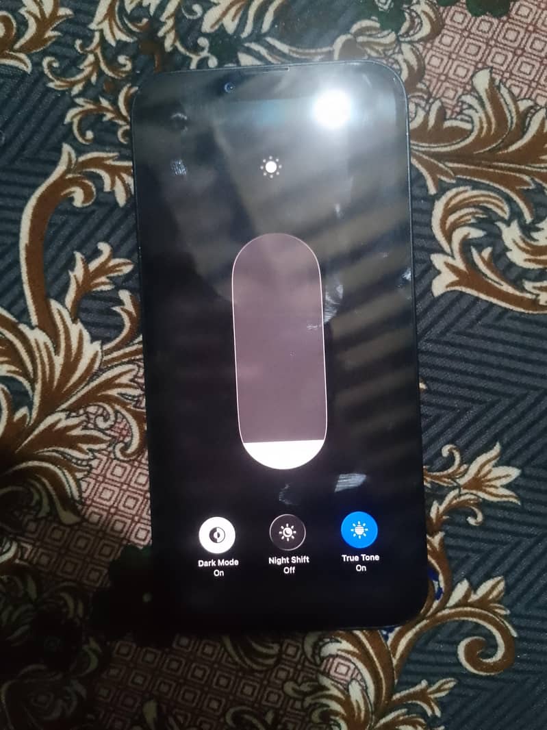 Apple iPhone 13 1