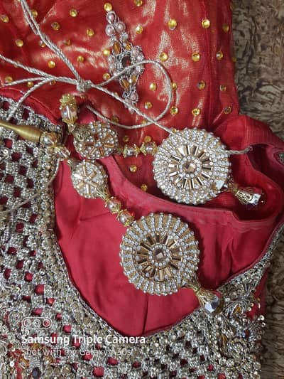 Hand work Red short frok and dupatta with 4 side lace