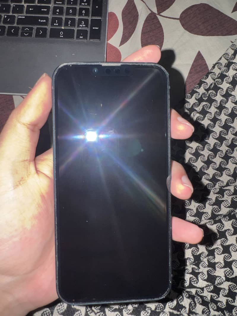 Apple iPhone 14 4