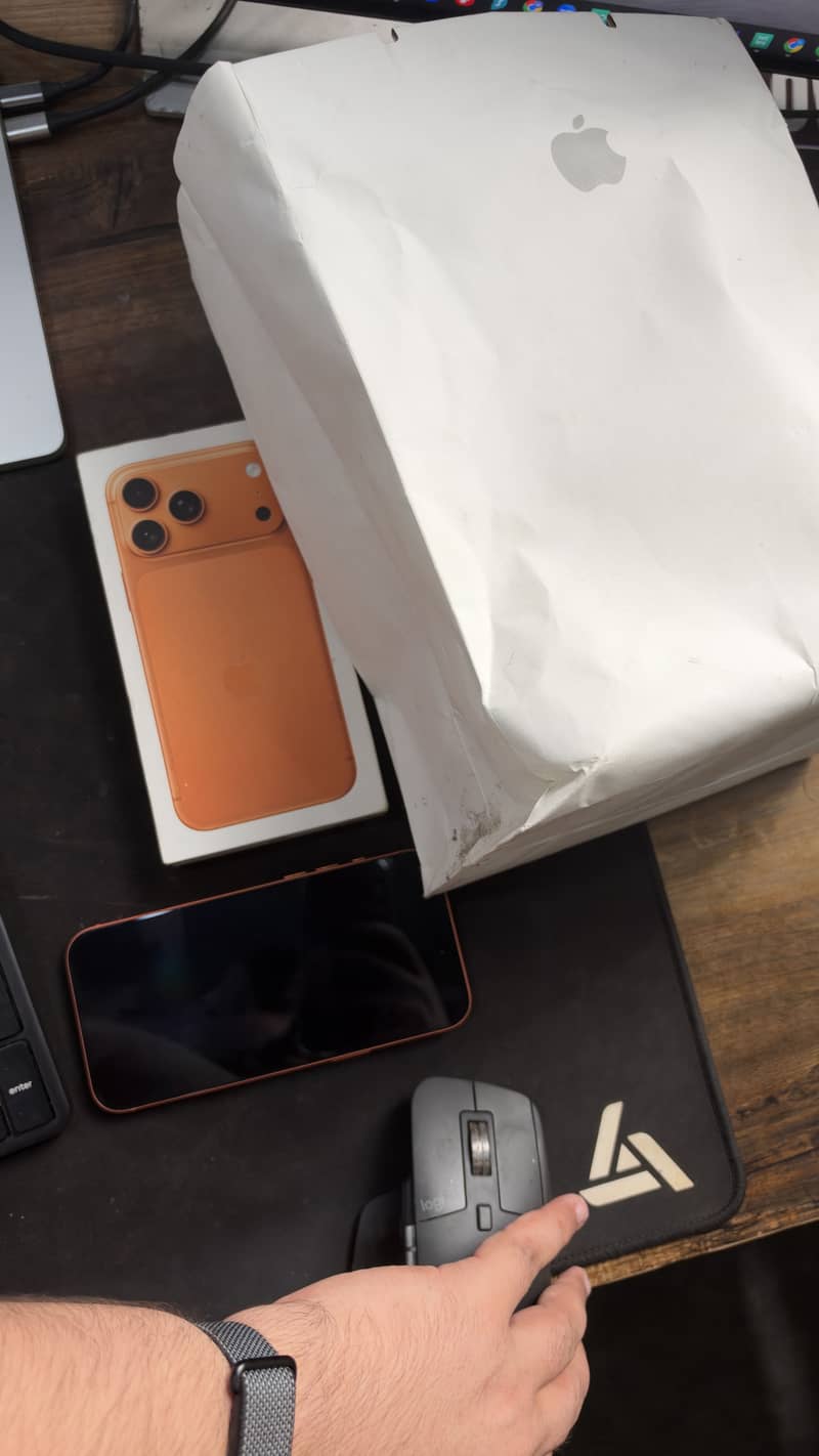 Apple iPhone 17 Pro Max 9