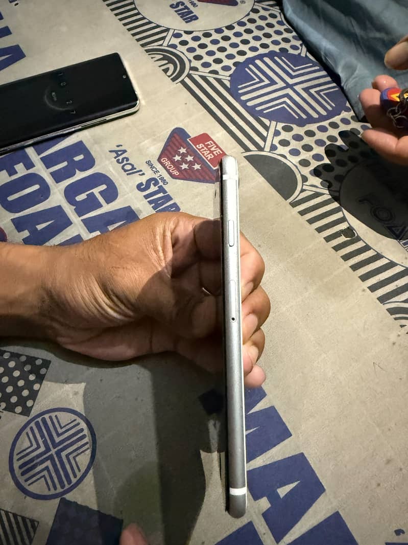 Apple iPhone Other Model 6