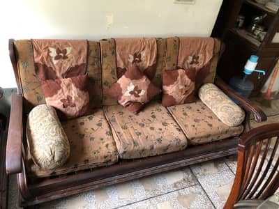 Urgent sofa for sale