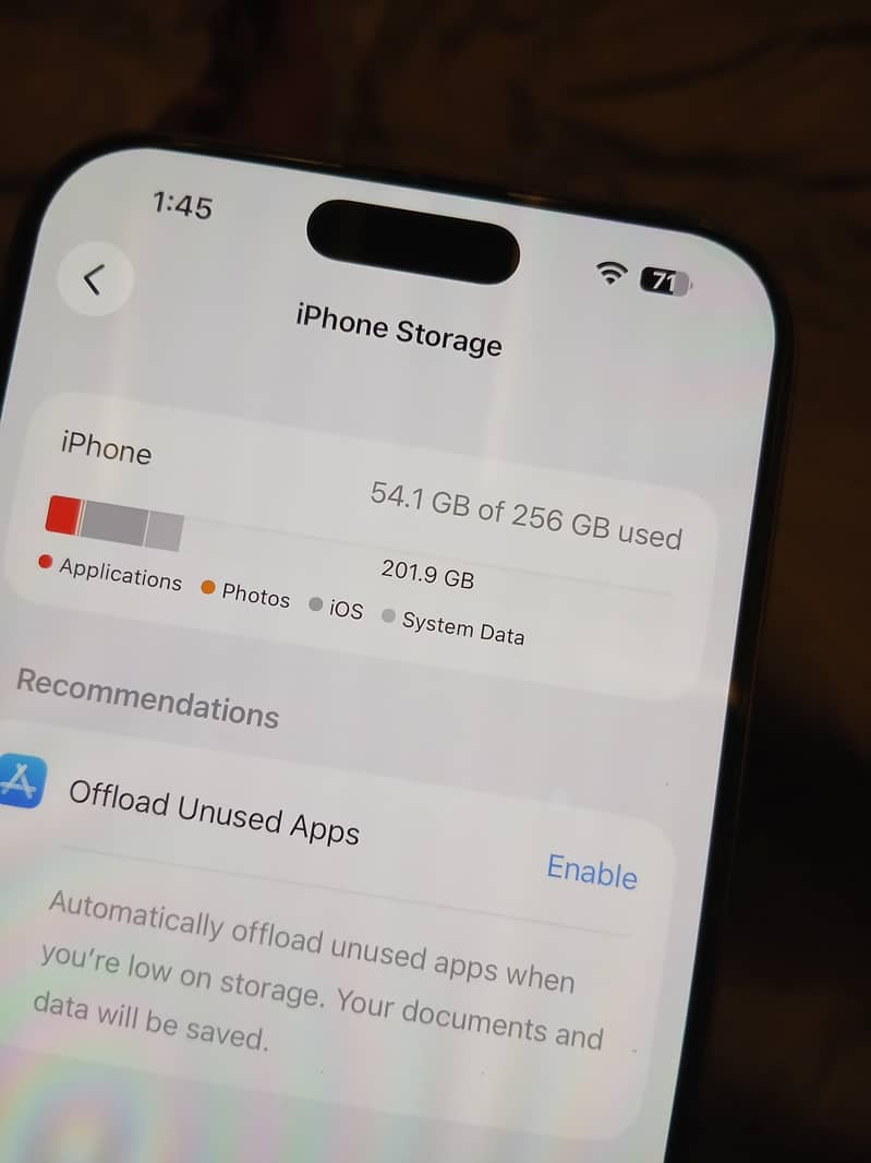 Apple iPhone 16 Pro Max 3