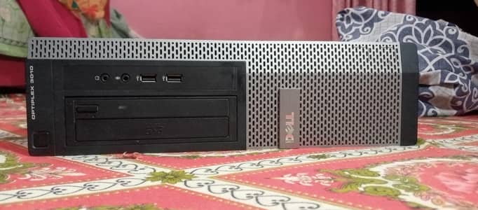 CPU AND MONITOR.