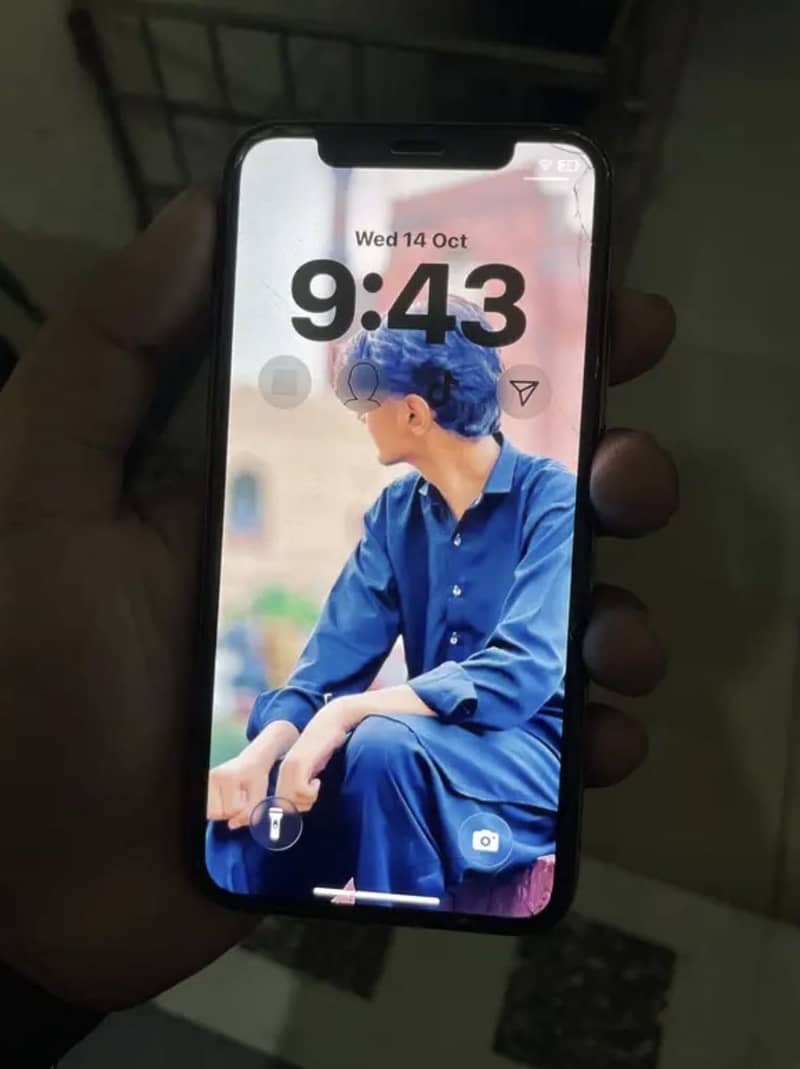 Apple iPhone 11 Pro 1