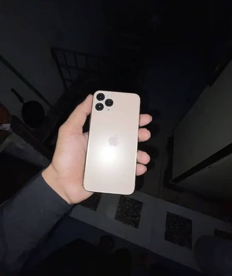 Apple iPhone 11 Pro 2