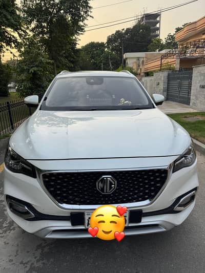 MG HS 2021