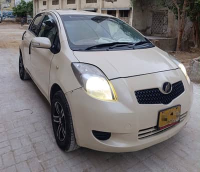 Toyota Vitz 2010