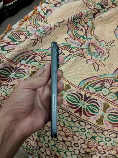 Apple iPhone 15 Pro