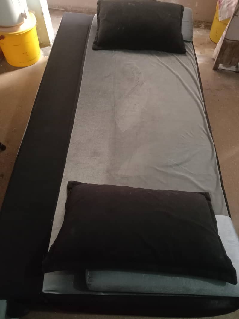 Sofa + bed 8