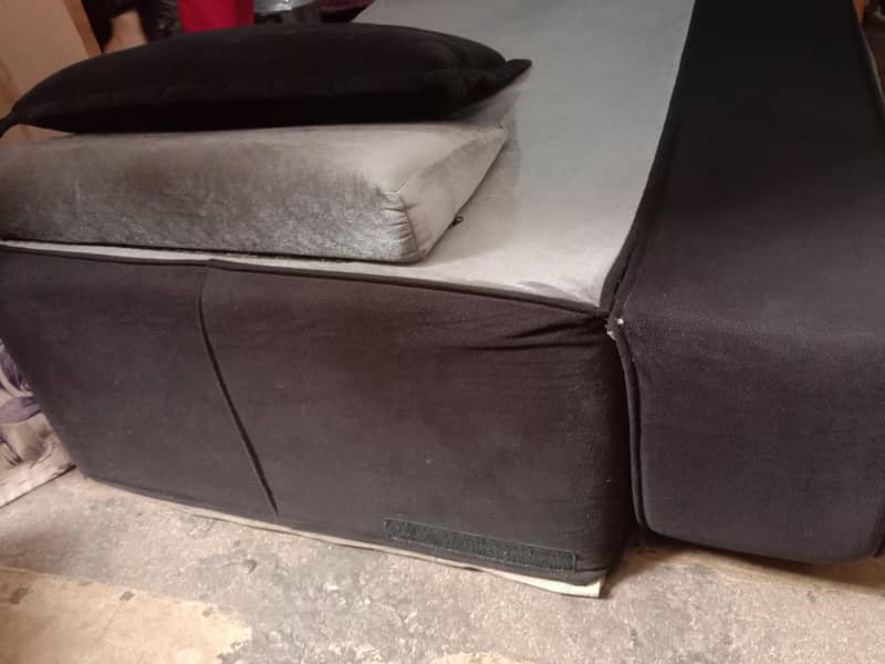 Sofa + bed 10