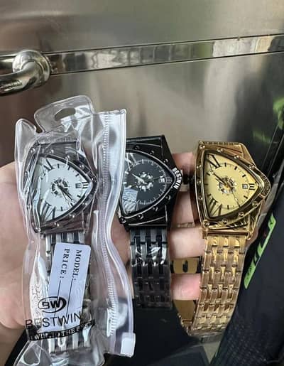 Stylish Stainless Steel Analogue Watch ⌚