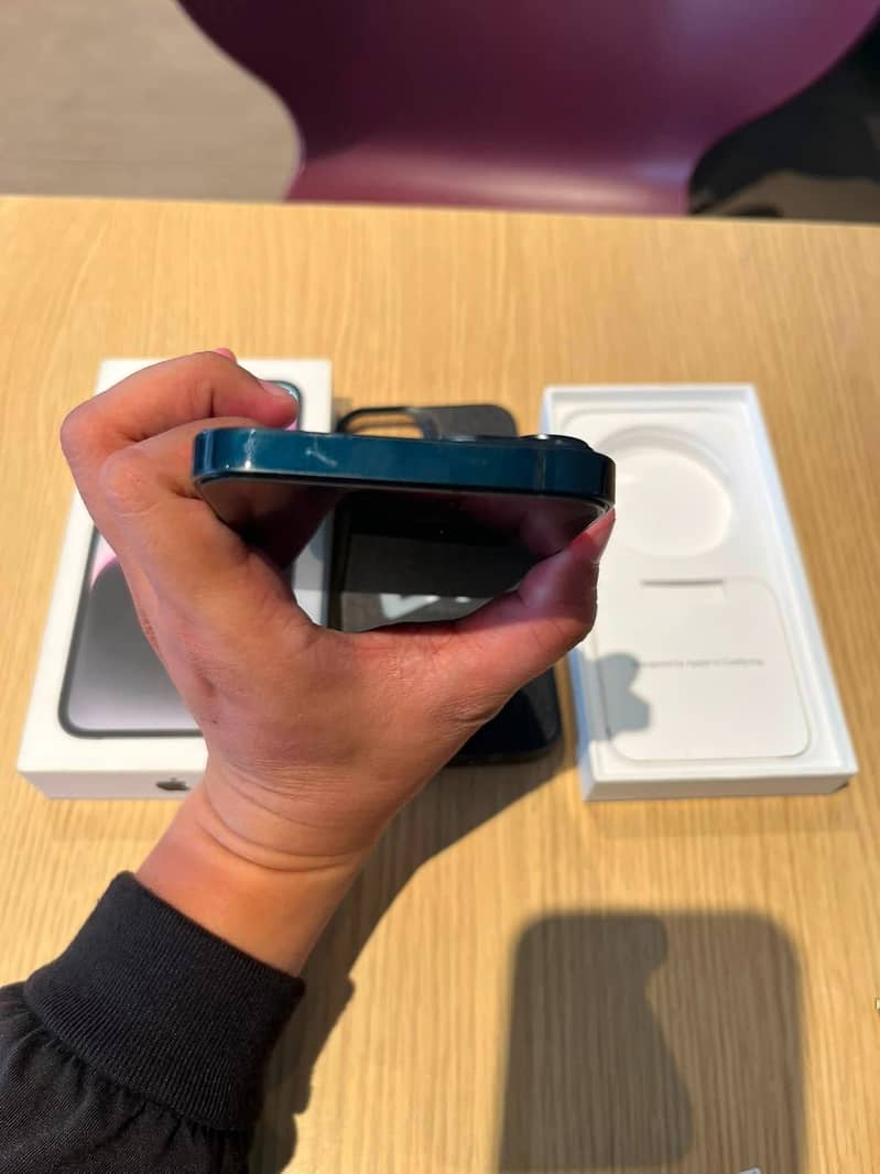Apple iPhone 14 2