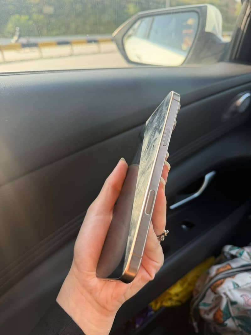 Apple iPhone 16promax 2
