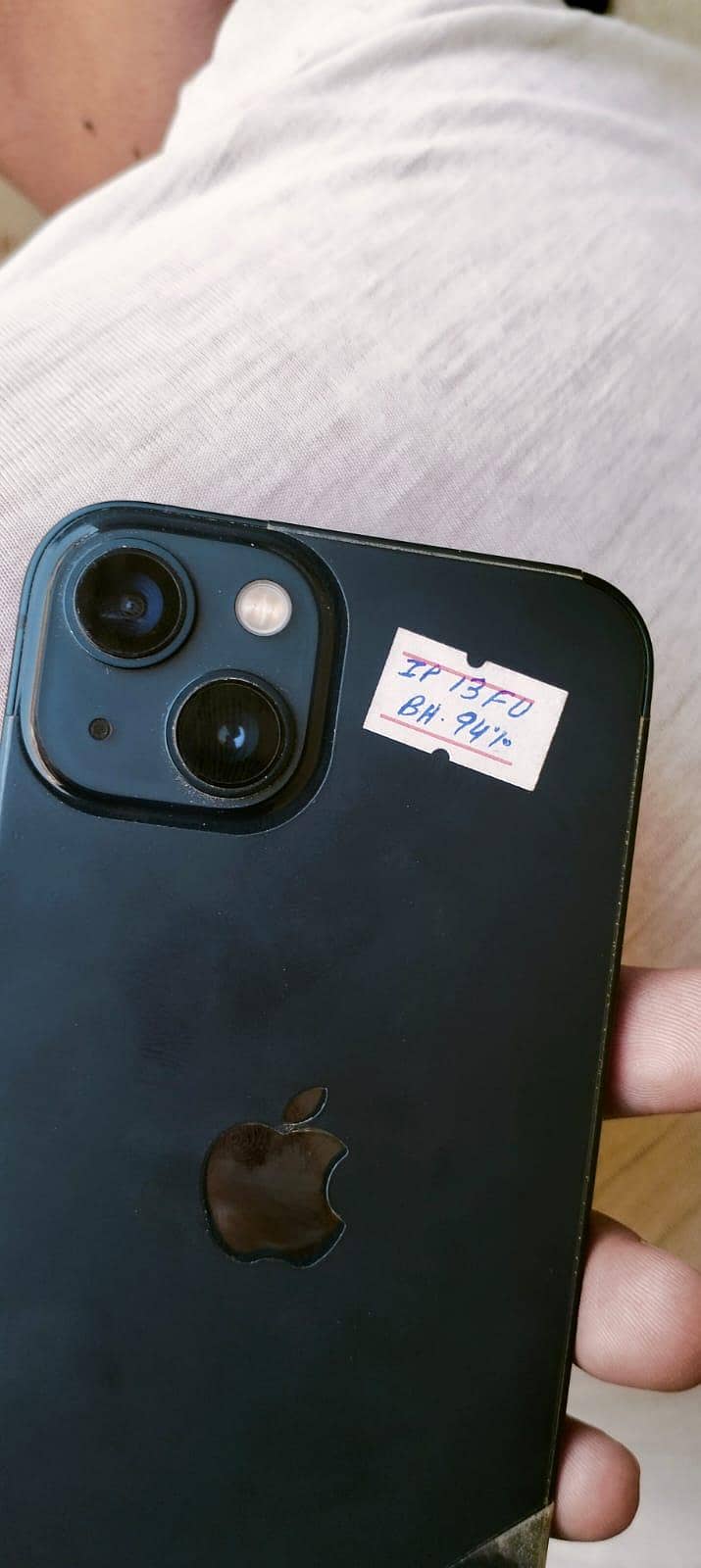 Apple iPhone 13 2