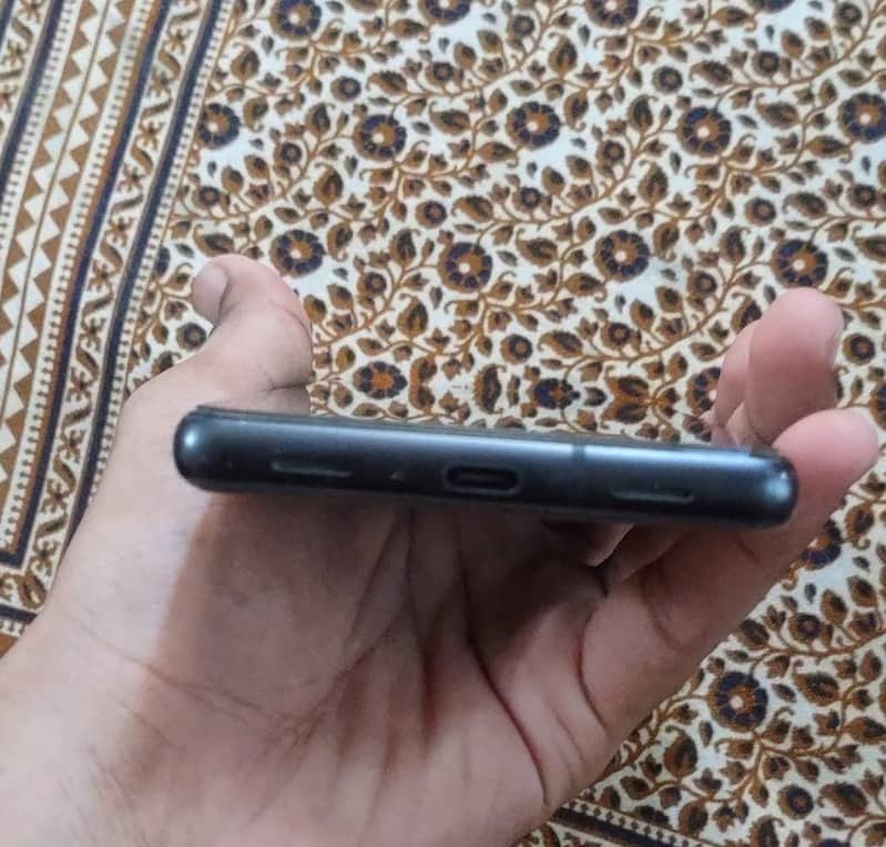 Google Pixel 7a 4