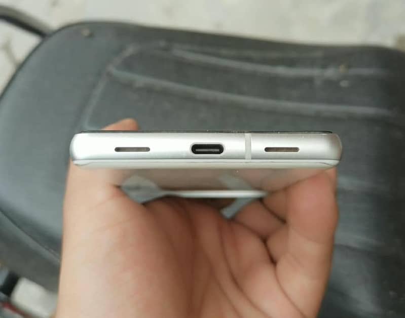 Google Pixel 7a 6