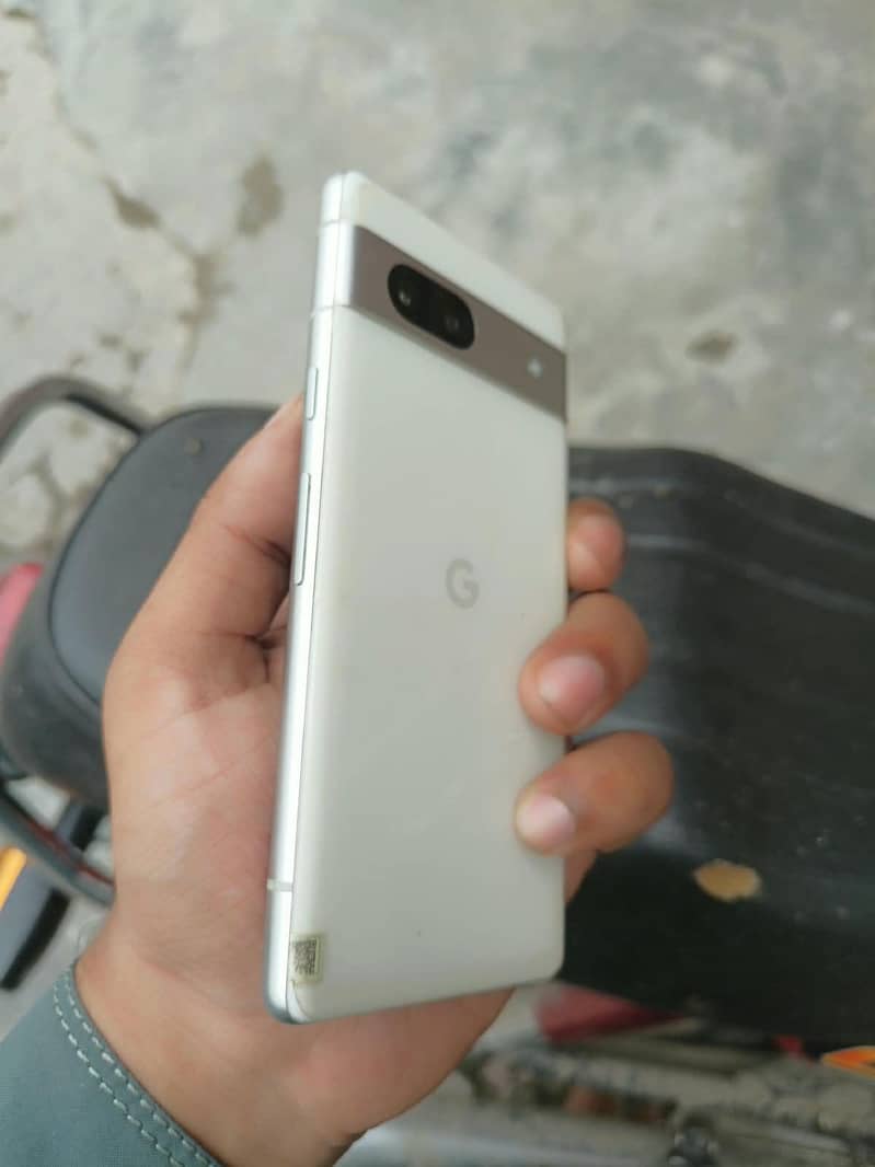 Google Pixel 7a 5