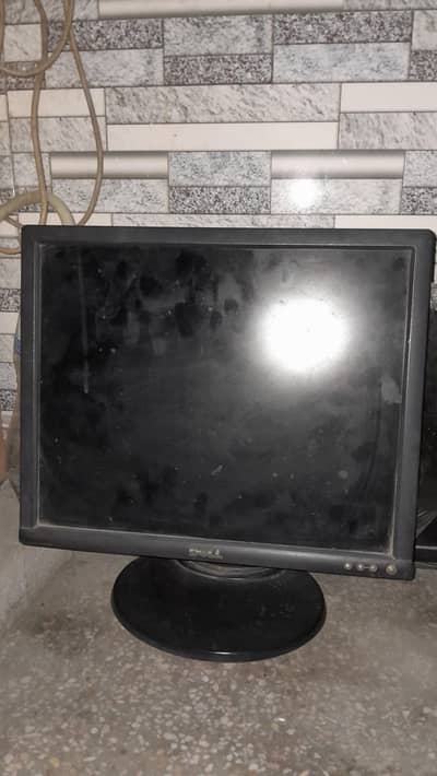 18/inch LcD_] For Cctv Camra Or Any Kind of Desktop