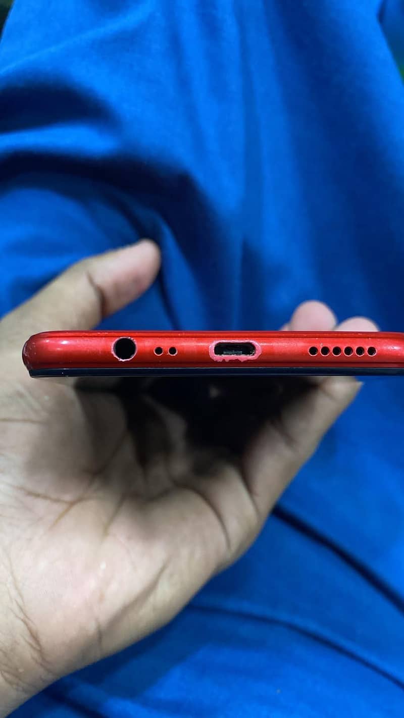 OPPO A3s 4