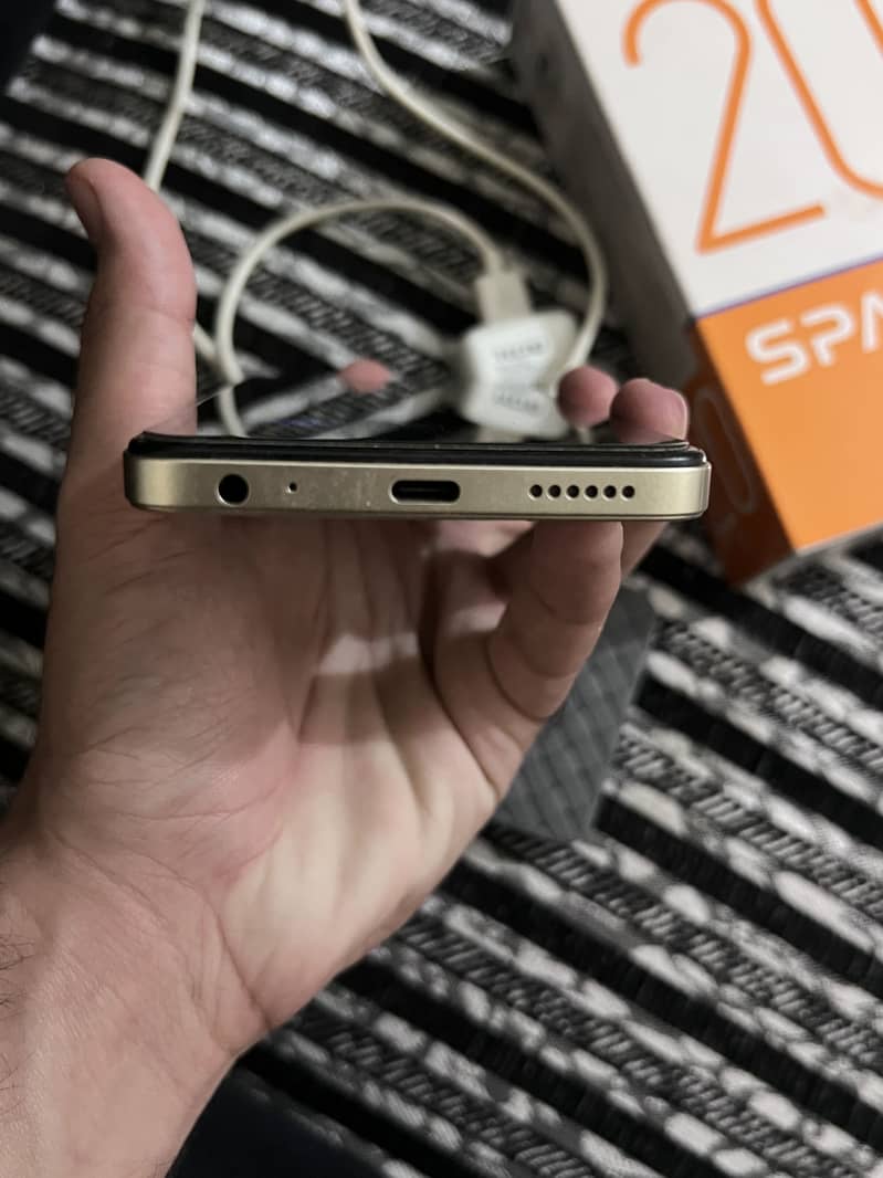 Tecno Spark 20C 3